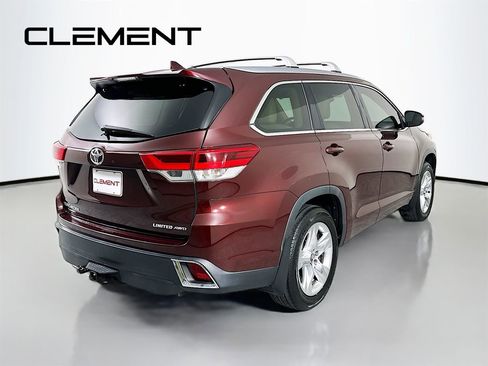 Used 2019 Toyota Highlander Limited AWD/4WD image 7