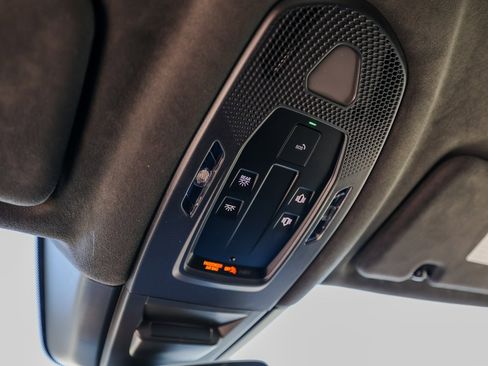 New 2025 Porsche Cayenne Turbo image 21