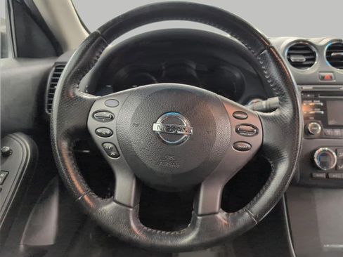 Used 2012 Nissan Altima 2.5 S w/ 2.5S Premium Pkg FWD image 5