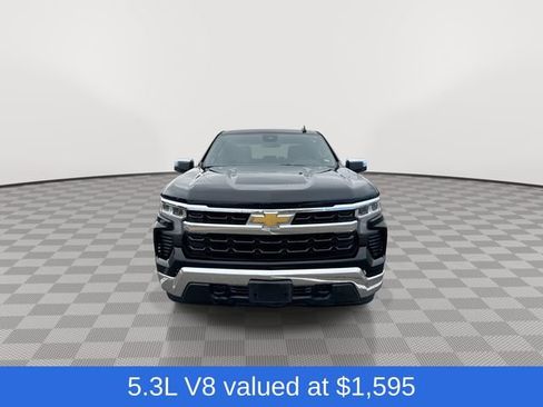 Used 2025 Chevrolet Silverado 1500 LT AWD/4WD image 3