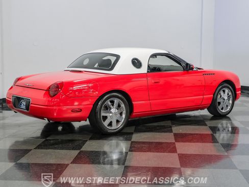 Used 2002 Ford Thunderbird RWD image 15