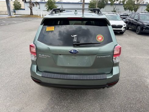 Used 2018 Subaru Forester 2.5i Premium w/ All-Weather Package AWD/4WD image 6