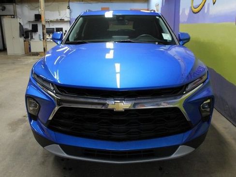 Certified 2024 Chevrolet Blazer LT w/ Convenience Package FWD image 2
