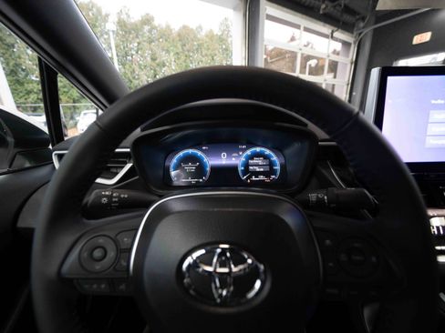 New 2026 Toyota Corolla SE w/ SE Package image 15