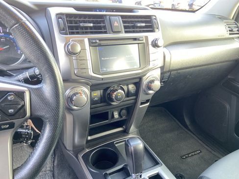 Used 2016 Toyota 4Runner SR5 Premium RWD image 23