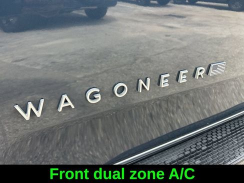 Certified 2024 Jeep Wagoneer Series II AWD/4WD image 20