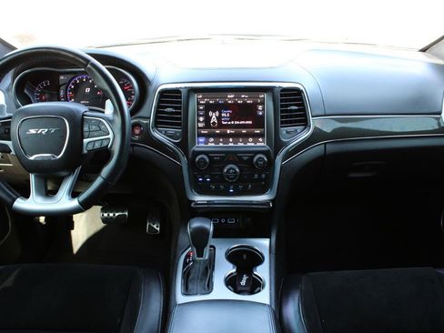 Used 2018 Jeep Grand Cherokee SRT w/ Trailer Tow Group IV AWD/4WD image 8