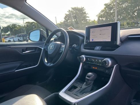 Used 2023 Toyota RAV4 XLE image 25