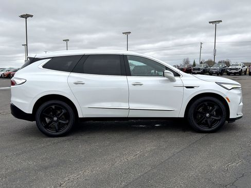 Used 2023 Buick Enclave Essence w/ Experience Buick Package image 2