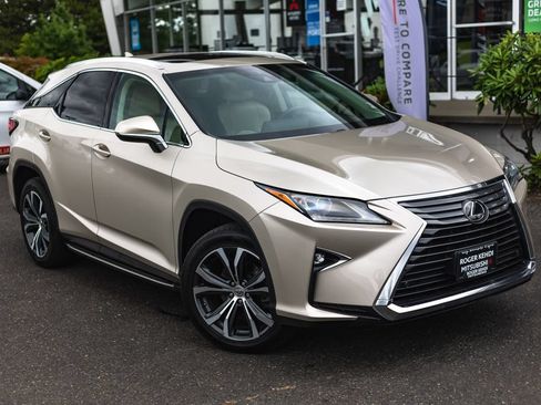 Used 2016 Lexus RX 350 AWD w/ Premium Package image 2