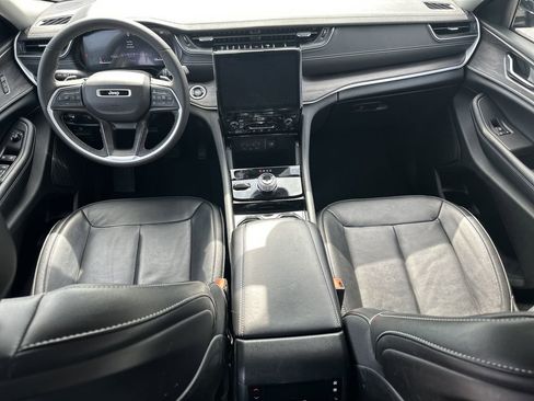 Used 2023 Jeep Grand Cherokee L Limited w/ Rear Seat Video Group I image 24