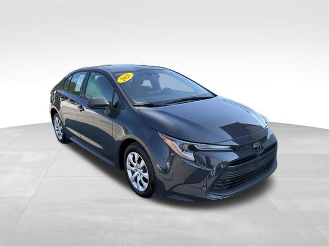 Used 2025 Toyota Corolla LE FWD image 8