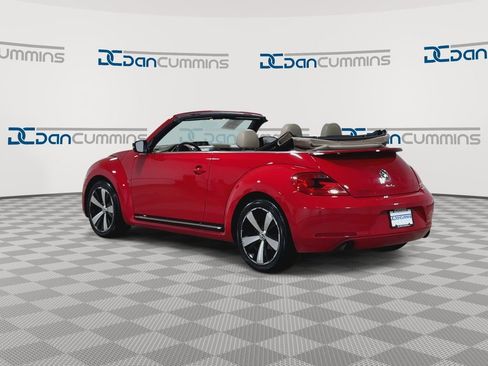 Used 2013 Volkswagen Beetle Turbo 60's Edition FWD image 6