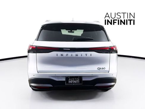 Certified 2026 INFINITI QX60 Luxe w/ Cargo Package FWD image 8