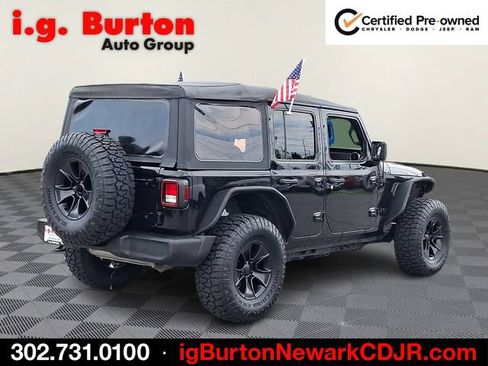 Used 2022 Jeep Wrangler Unlimited Sport AWD/4WD image 6