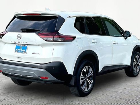 Used 2022 Nissan Rogue SV AWD/4WD image 6