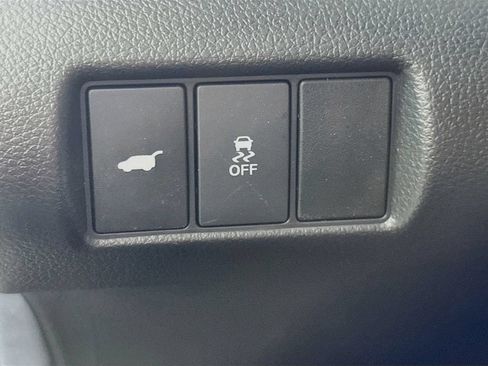 Used 2025 Honda Pilot Touring image 23