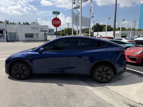 Used 2020 Tesla Model Y Long Range AWD/4WD image 10