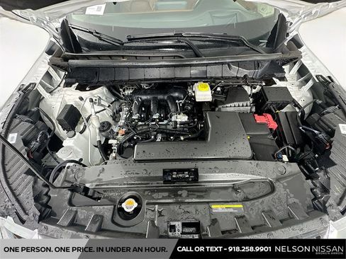 Certified 2025 Nissan Pathfinder Platinum image 32