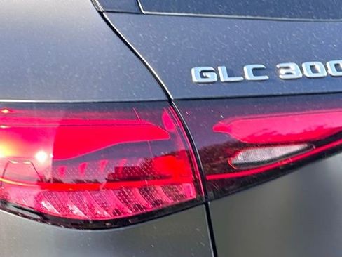 New 2026 Mercedes-Benz GLC 300 4MATIC image 9