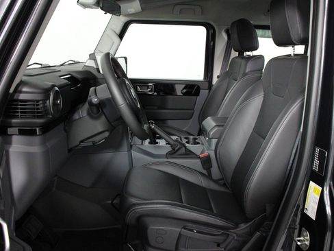 Used 2024 INEOS Grenadier Fieldmaster Edition image 26