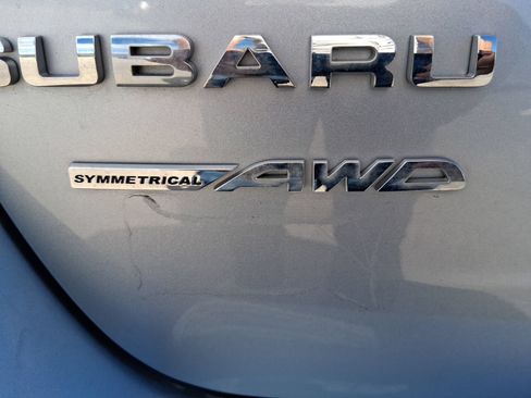 Used 2017 Subaru Impreza 2.0i Limited AWD/4WD image 12