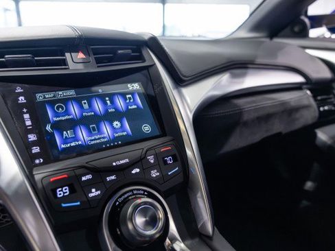 Used 2017 Acura NSX AWD/4WD image 47