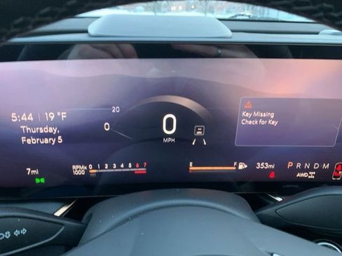 New 2026 Buick Envision Avenir image 17