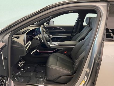 Used 2026 Cadillac Lyriq V image 22