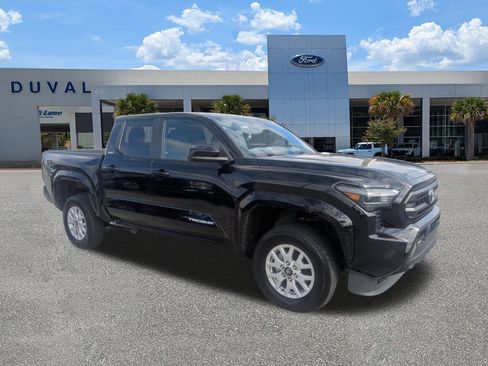 Used 2024 Toyota Tacoma SR5 image 2