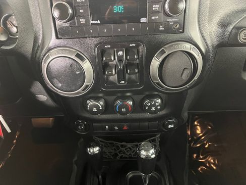 Used 2017 Jeep Wrangler Unlimited Sport w/ Quick Order Package 24S image 20