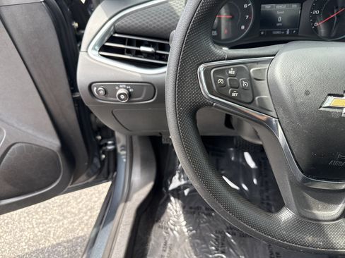 Used 2021 Chevrolet Malibu LT FWD image 26