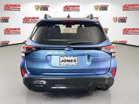 Certified 2025 Subaru Forester Premium AWD/4WD image 15