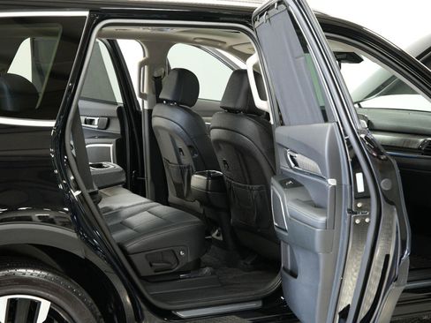Used 2025 Kia Telluride SX AWD/4WD image 13