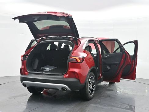 New 2026 Ford Escape SE w/ PHEV Premium Package FWD image 47