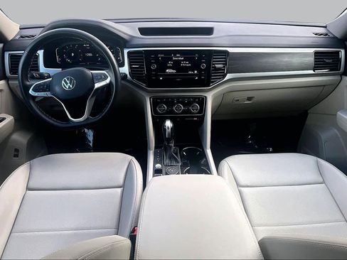 Used 2023 Volkswagen Atlas SE AWD/4WD image 16