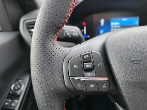 New 2026 Ford Escape ST-Line w/ Cold Weather Package image 15