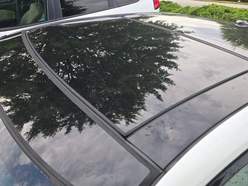 Used 2019 Nissan Maxima 3.5 SL w/ Floor Mat Group FWD image 4