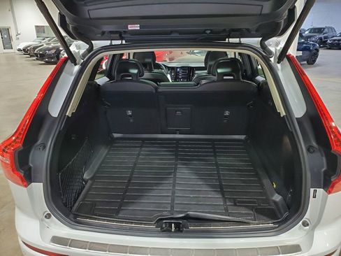 Used 2019 Volvo XC60 T6 Momentum w/ Advanced Package AWD/4WD image 46