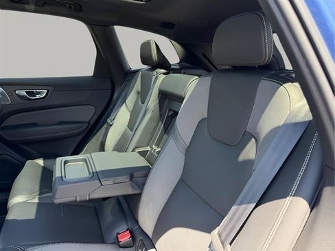 Used 2021 Volvo XC60 T5 R-Design w/ Advanced Package FWD image 26