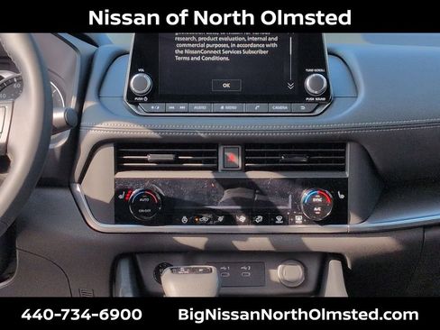 New 2026 Nissan Rogue SV AWD/4WD image 15