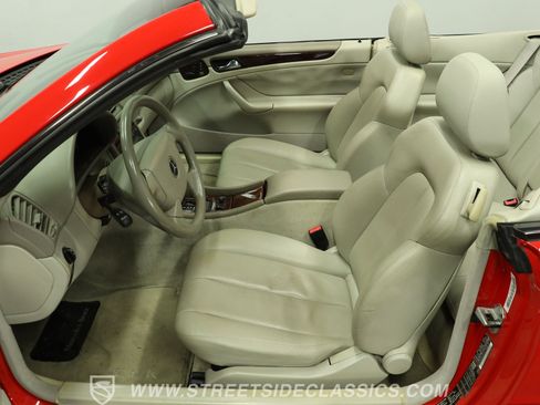 Used 1999 Mercedes-Benz CLK 320 Cabriolet image 35