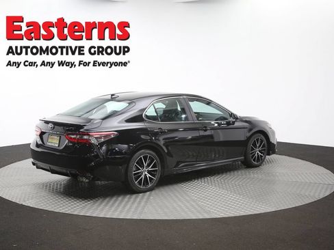 Used 2023 Toyota Camry SE FWD image 40
