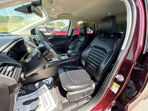 Certified 2024 Ford Edge SEL AWD/4WD image 12