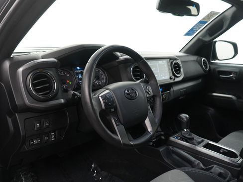 Used 2023 Toyota Tacoma w/ TRD Package image 16