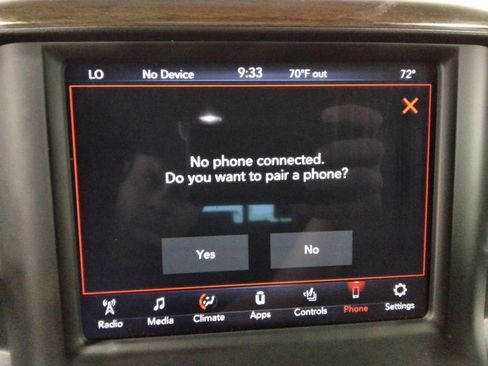 Used 2021 RAM 1500 Laramie w/ Off Road Group image 25