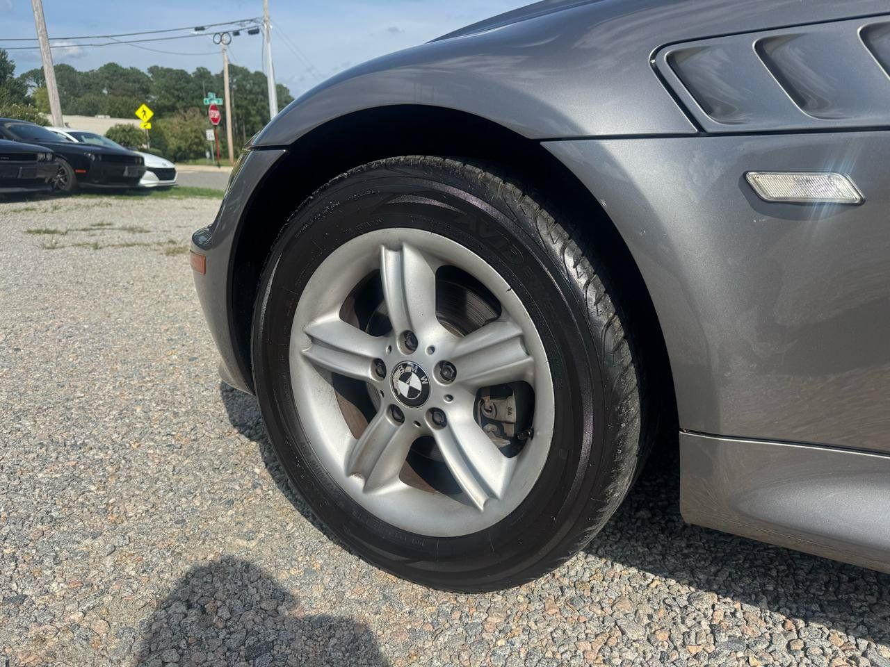 Used 2002 BMW Z3 2.5i RWD image 9