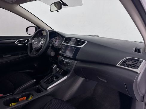 Used 2019 Nissan Sentra SV FWD image 29