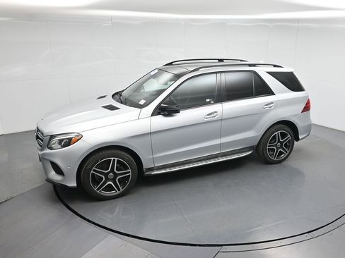 Used 2019 Mercedes-Benz GLE 400 4MATIC image 42