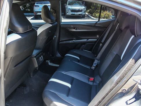 Used 2025 Toyota Camry SE w/ Convenience Package FWD image 16